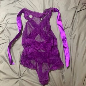 Never been worn lace bodysuit